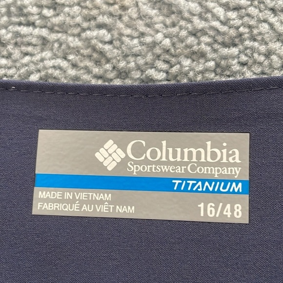 Columbia Titanium Men’s Omni-Shield Hiking Pants 16/48 Navy Lightweight Travel - Picture 2 of 14